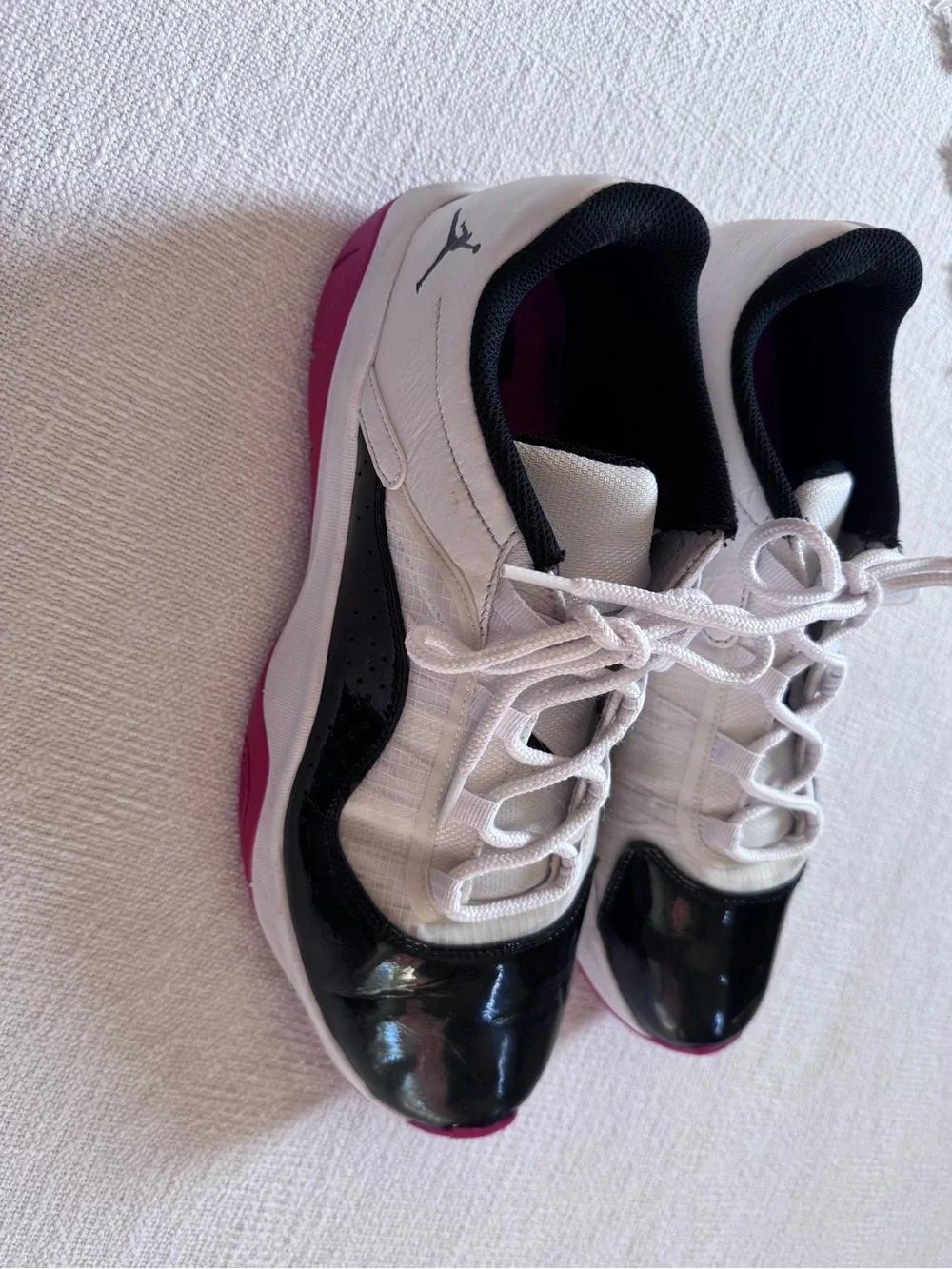 Men’s Air Jordan Sneakers CMFT Size 12